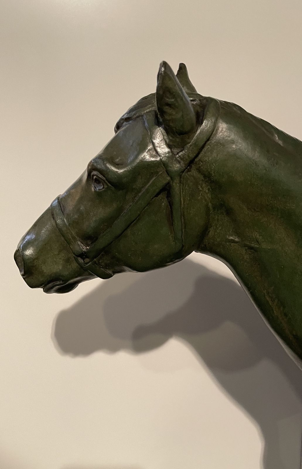 Horse Walking In Bronze With Green Patina. Signed On The Base M.De Mathelin 1900 photo vintage