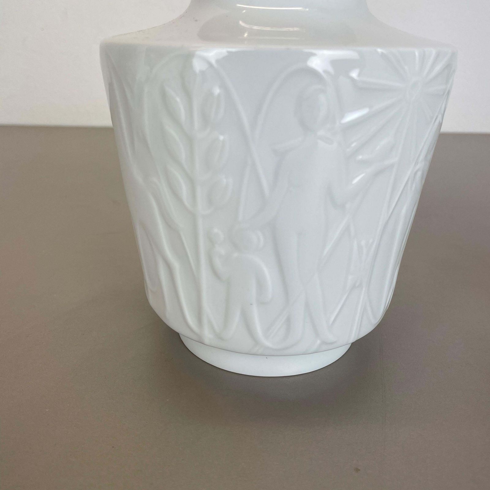 Set Of 2 Op Art Biscuit Porcelain Vases By Edelstein Bavaria, Germany, 1970s photo 482.0