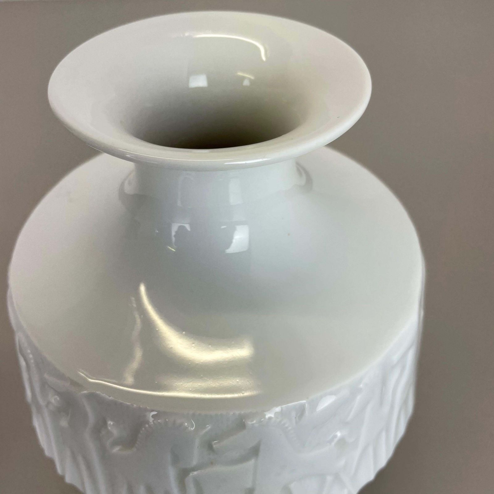 photo buy Set Of 2 Op Art Biscuit Porcelain Vases By Edelstein Bavaria, Germany, 1970s
