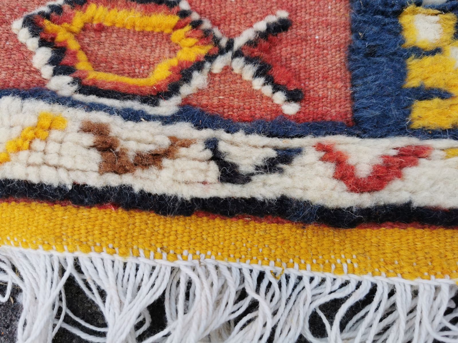 photo for sale Large Handmade Traditional Moroccan Rug. Natural Wool And Camel Hair.9.1x5.2 Ft