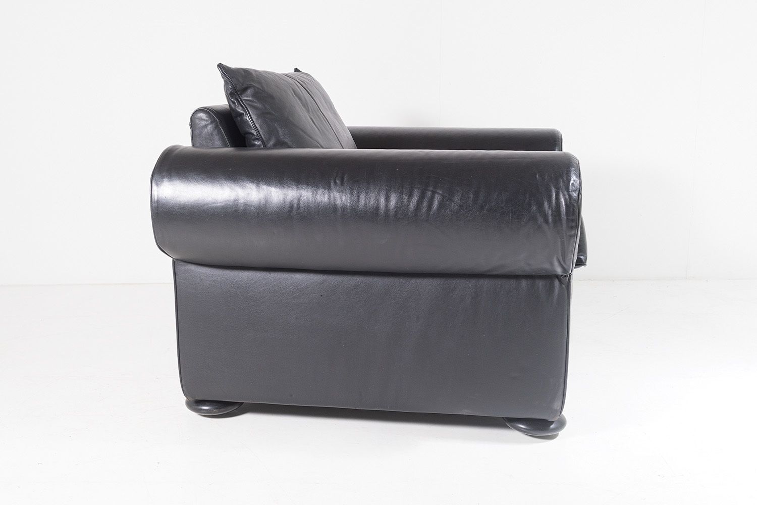 photo for sale Large 1980s Vintage Modern Black Leather Club Lounge Armchair By Cor Germany
