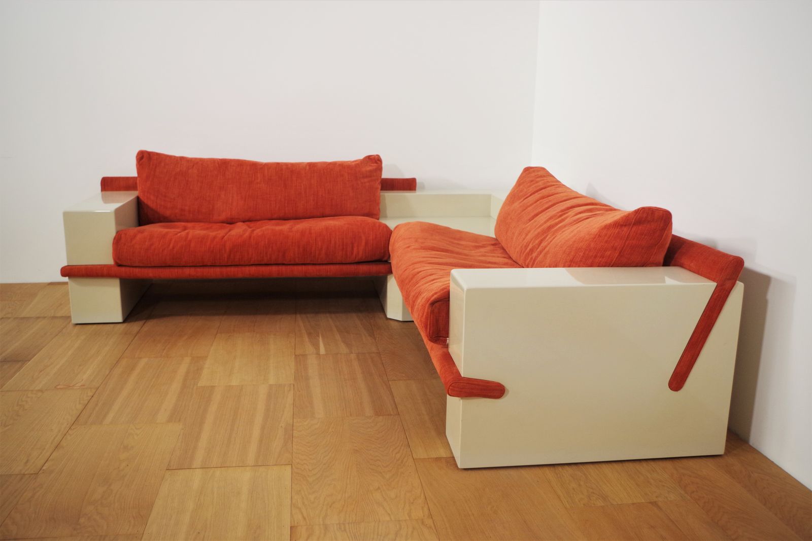 photo furniture White Lacquered Modular Sofa With Orange Fabric, Set Of 17