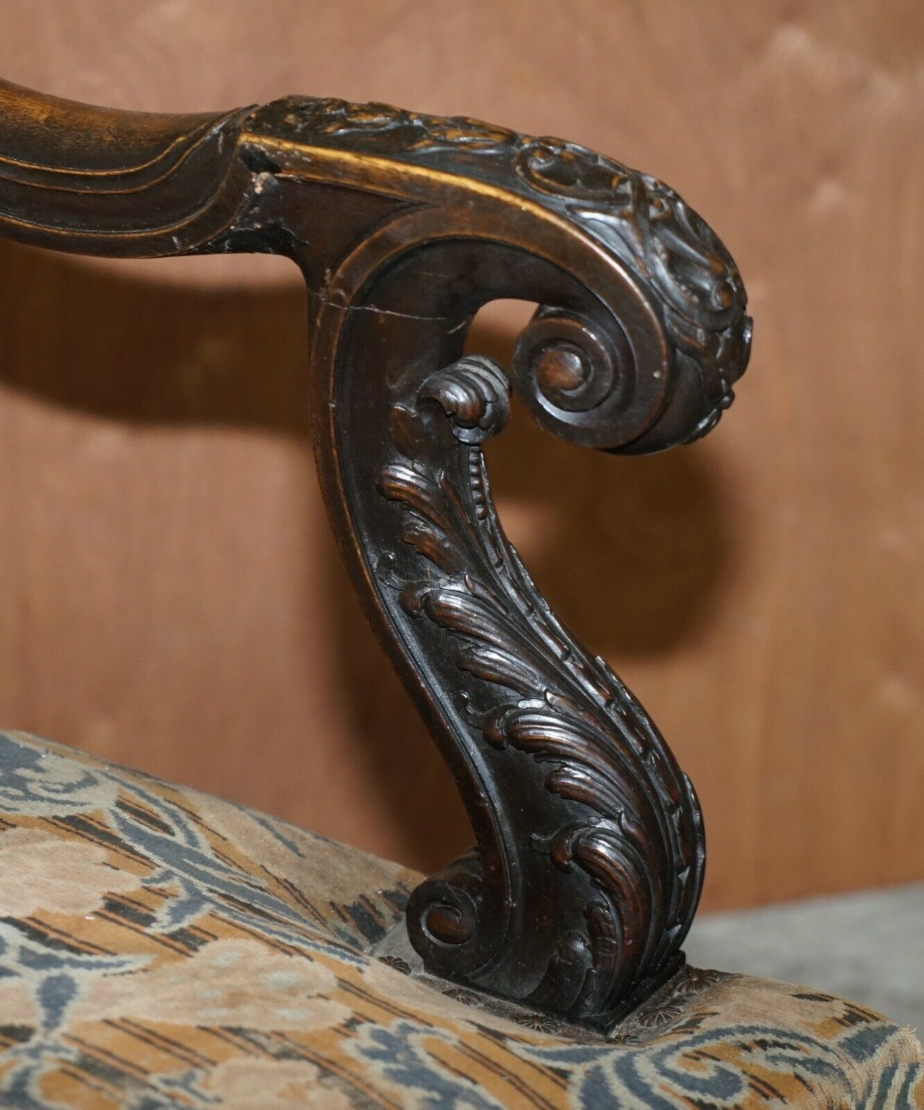 Stunning Pair Of Hand Carved Italian Walnut Antique Circa 1860 Throne Armchairs photo vinterior