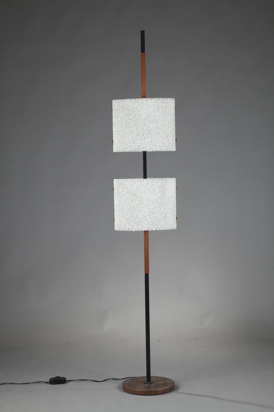 Scandinavische Vloerlamp in Zwart Gelakt Staal en Teak met Twee Granieten Perspex Diffusers photo furniture