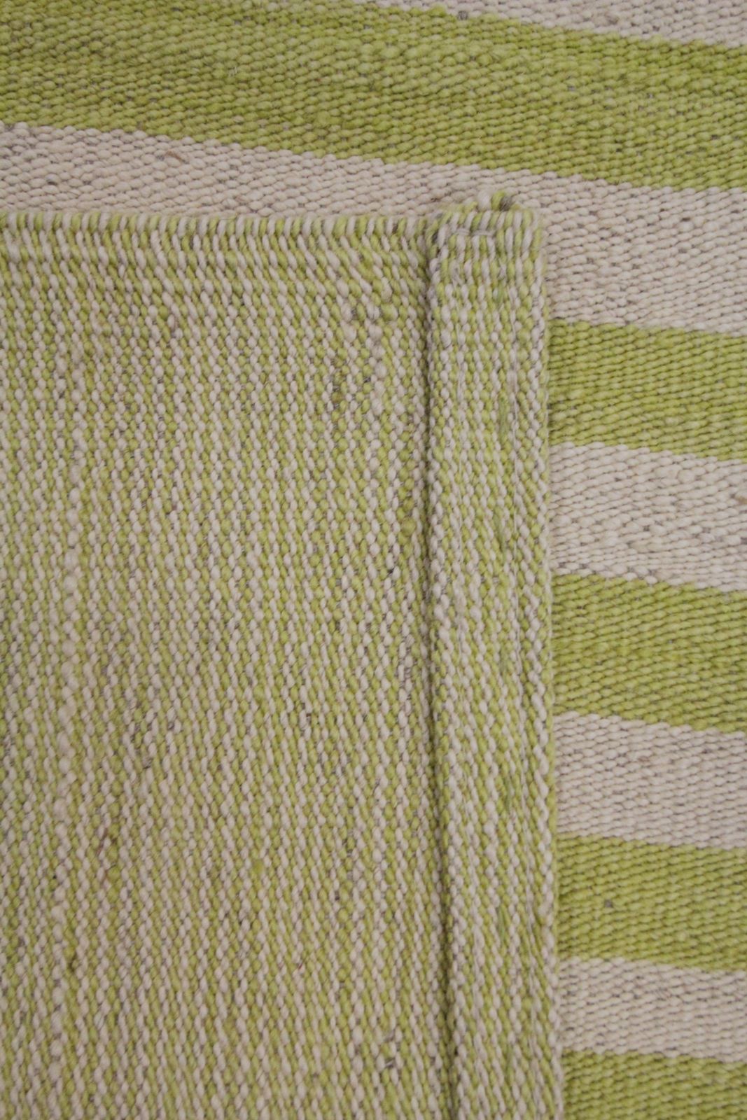 photo furniture Handmade Modern Striped Rug, Green Yellow Scandinavian Kilim 150x197cm