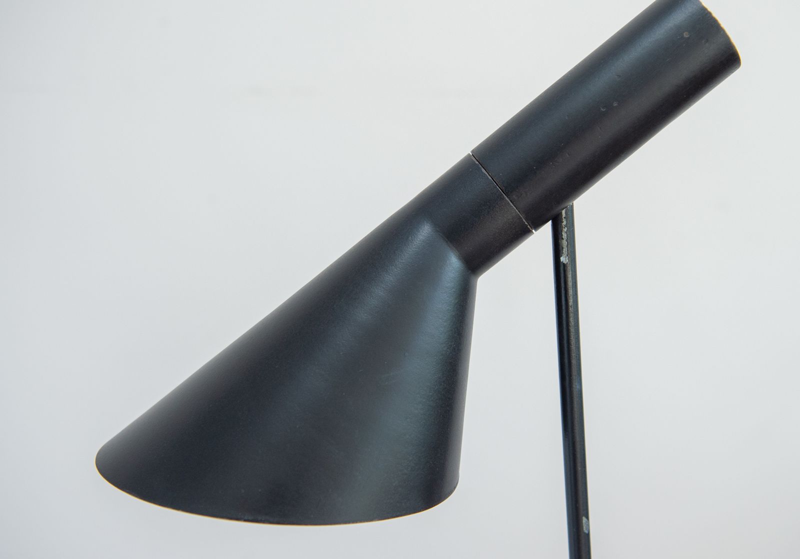 Original First Production Aj Visor Floor Lamp By Arne Jacobsen For Louis Poulsen. photo Lighting