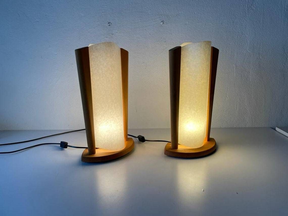 Plastic Paper And Wood Frame Pair Of Table Lamps By Domus 1980s Italy photo 1202.8