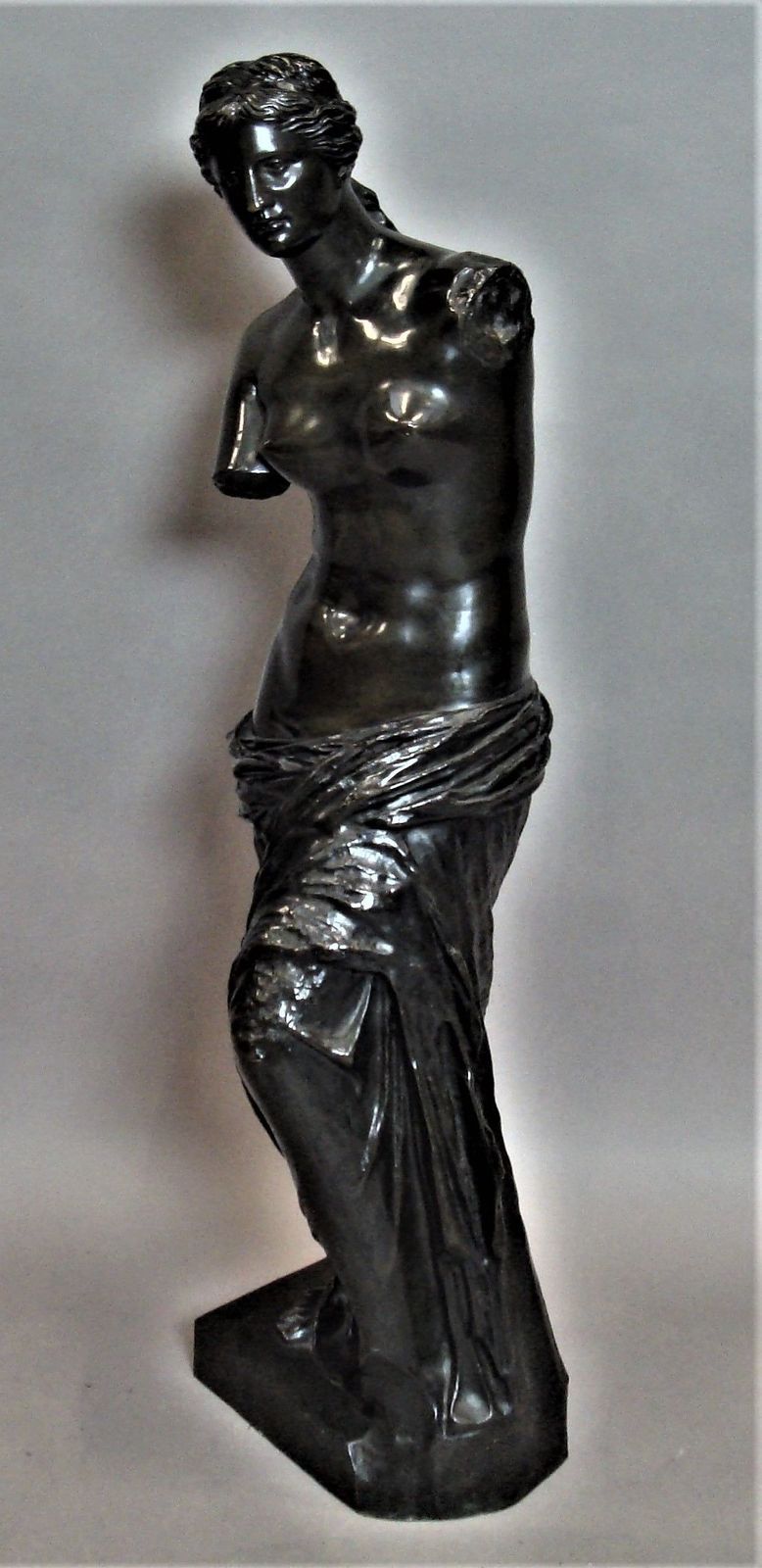 19th Large Bronze Grand Tour Sculpture Of Venus De Milo photo vinterior