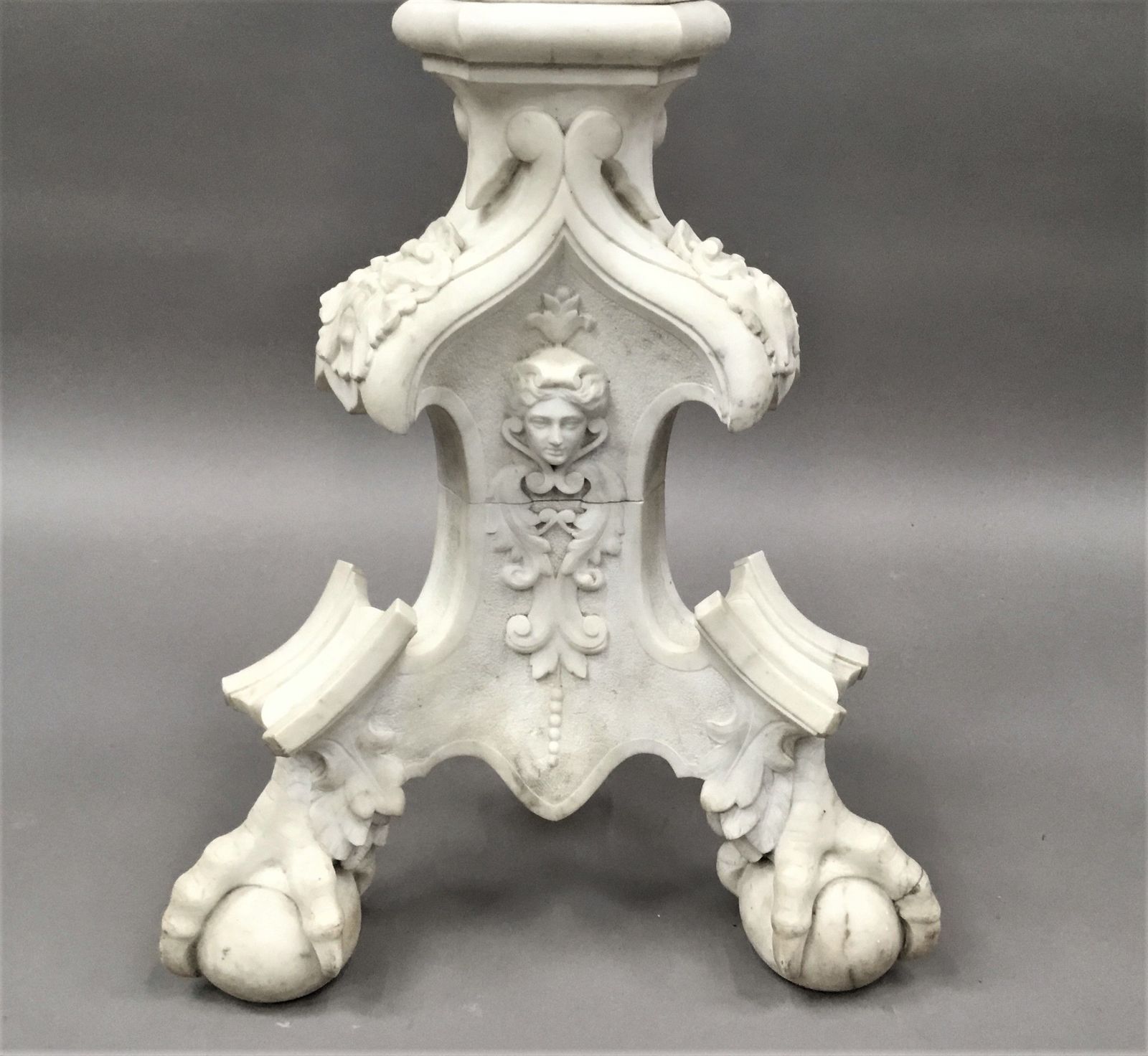 C19th Italian Carved 'Carrara' Marble Torchere Stand photo vinterior