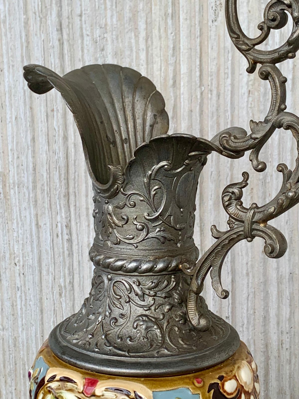 Vase aiguière en faïence française peinte à la main, XIXe siècle photo 2079.0