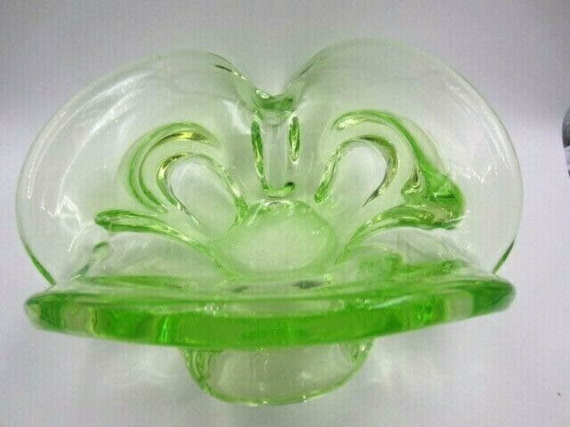 Vibrant Murano Art Glass Fluorescent Freeform Bowl Lime, Green C50/60s Uv photo Home Decor
