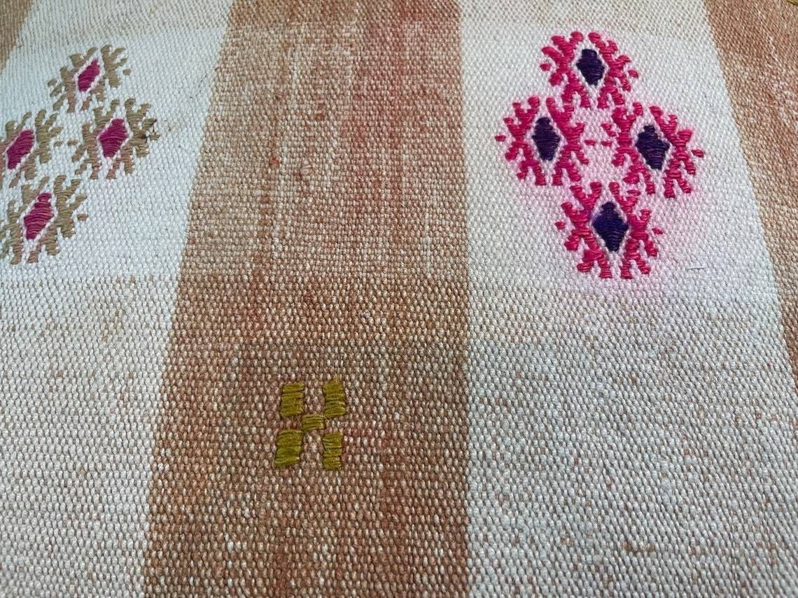 photo for sale Tapis Kelim Kilim Pillow Cover ,Vintage Meditation Bench Kelim Teppich Boho Kilim