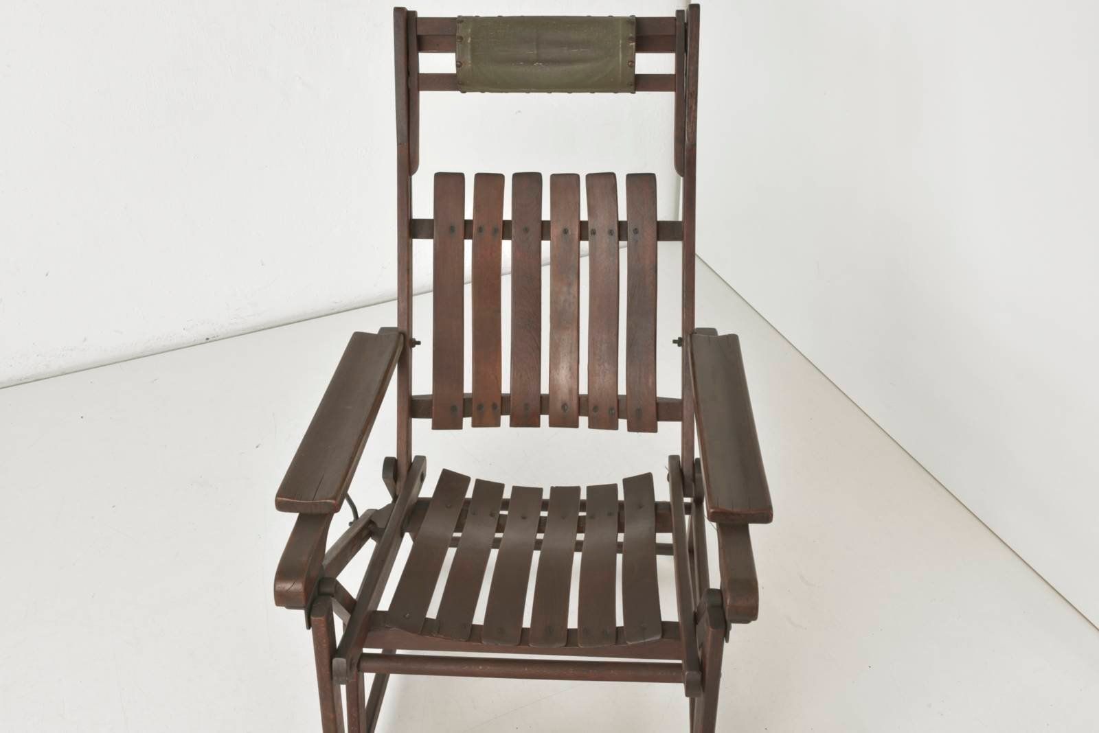 Furniture Siesta Medizinal Reclining Chair By Hans And Wassily Luckhardt For Thonet, Germany, 1936 photo