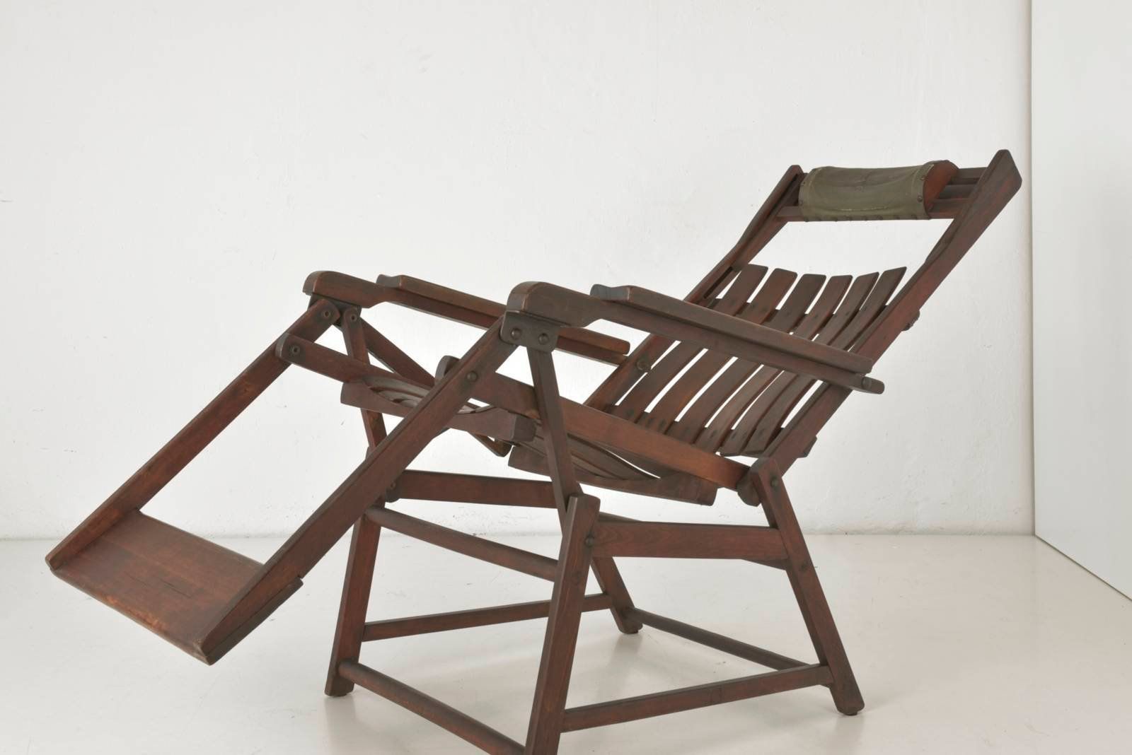 Siesta Medizinal Reclining Chair By Hans And Wassily Luckhardt For Thonet, Germany, 1936