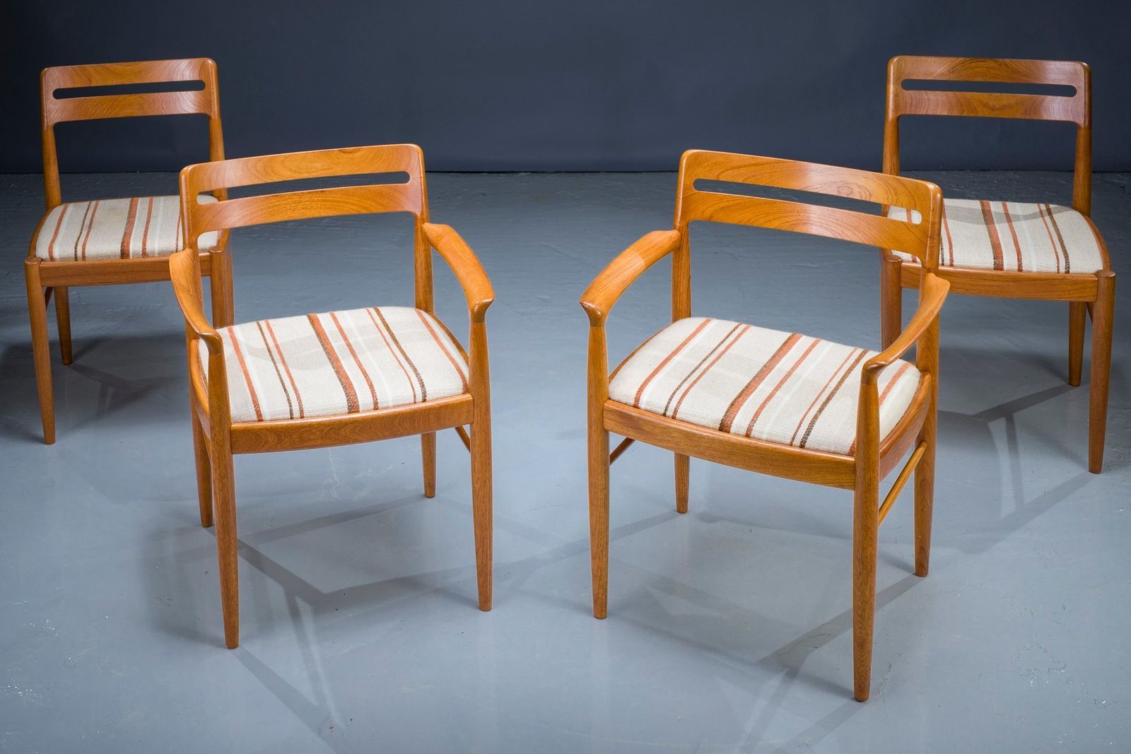 Mid Century Danish Teak Dining Chairs By Hw Klein For Bramin, 1970s, Set Of 4 photo Furniture