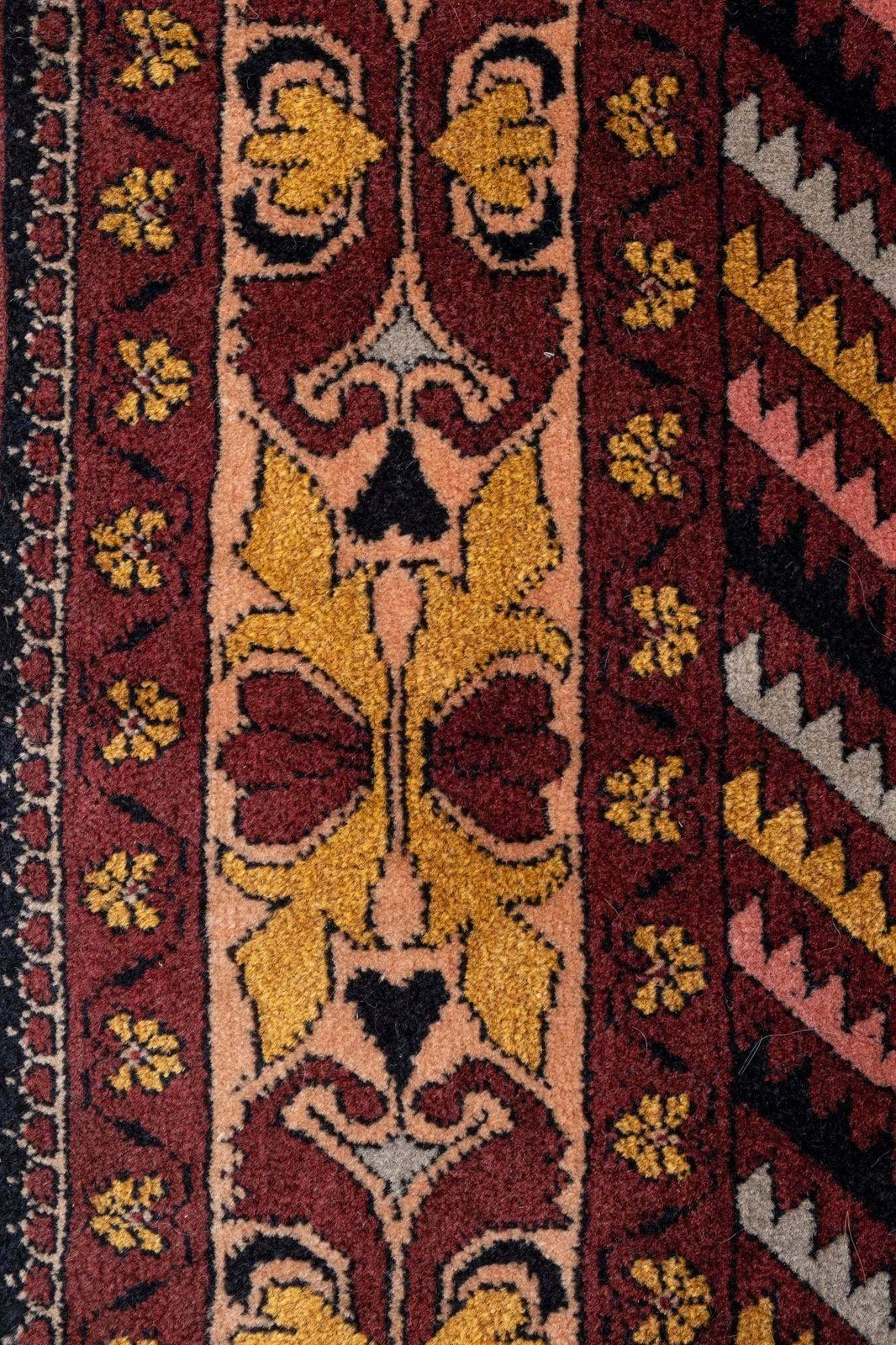 photo furniture 1970s Vintage Botanical Animal Handmade Wool Rug 6'8" X 9'11"