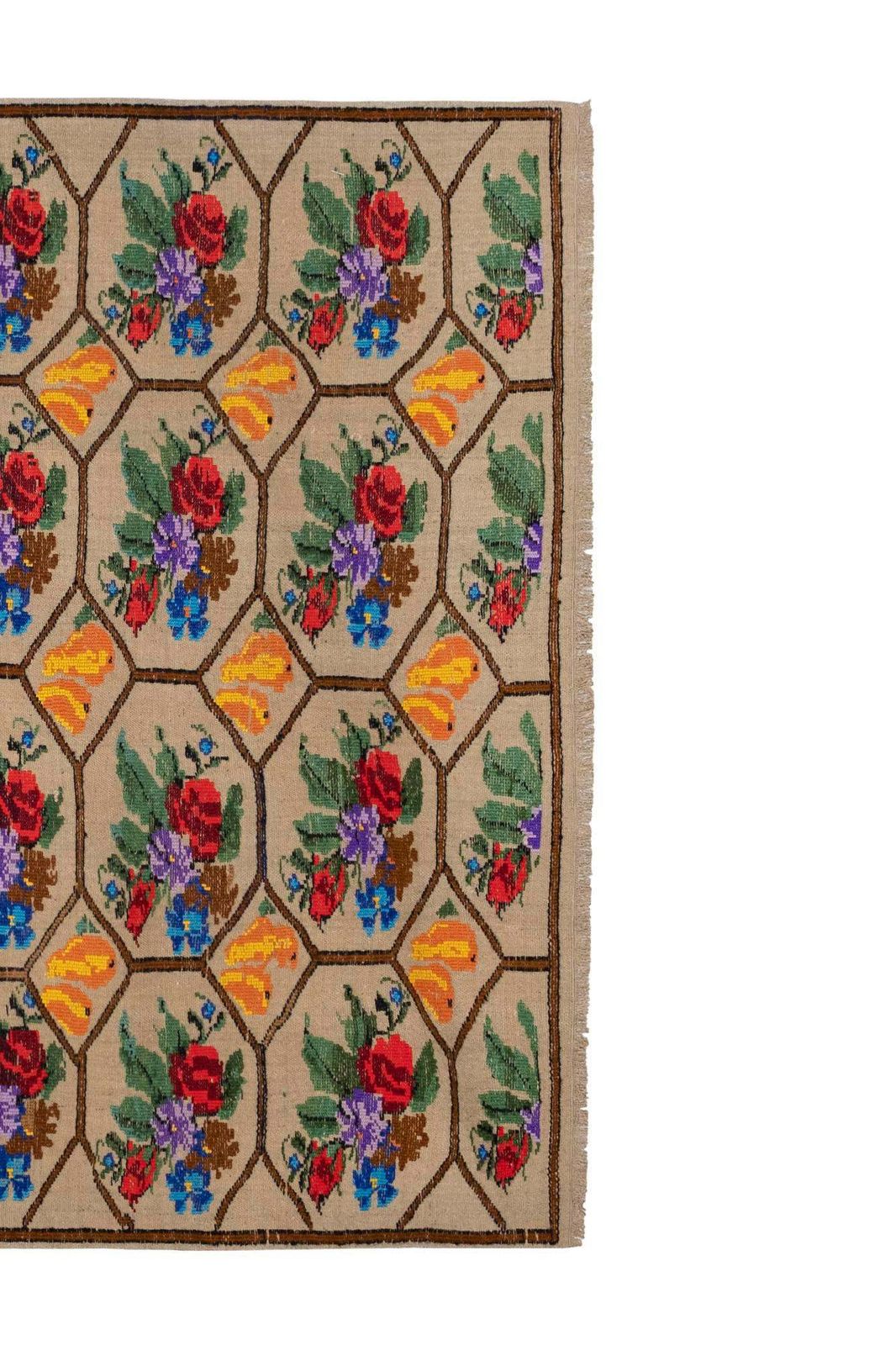Textiles Vintage French Decor Aubusson Kilim Rug With Floral Design 4'11" X 6' photo
