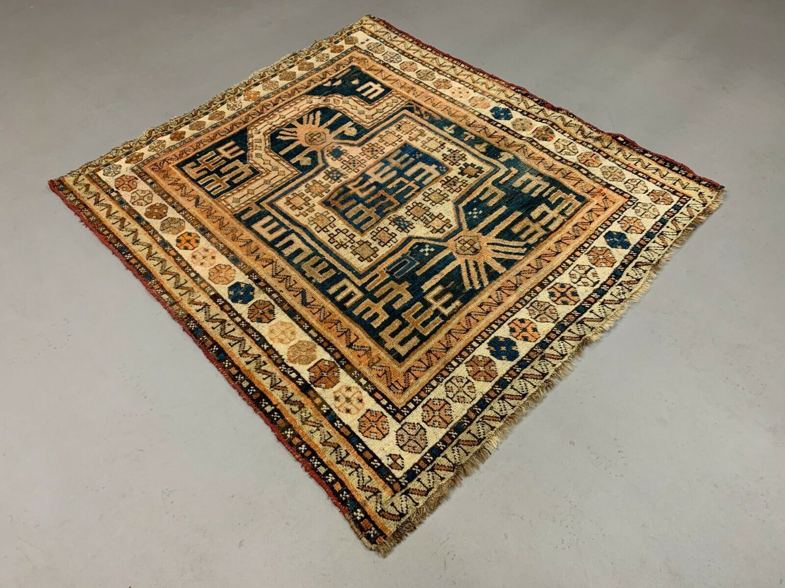 Antique Dagestan Kazak Rug 124x114 Cm Caucasian, Gold, Blue, Rust Square Mediu photo furniture