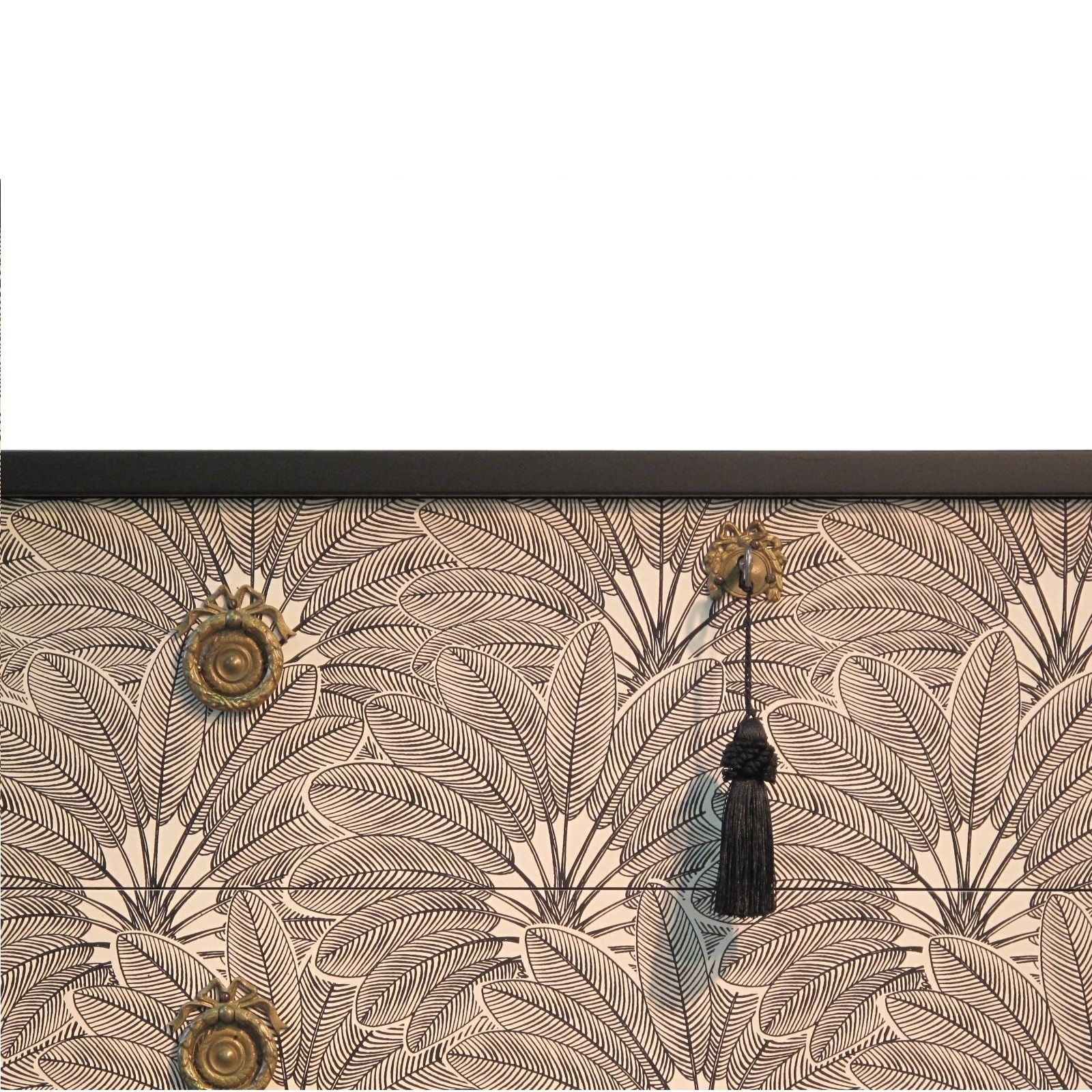 Brasilia Design Gustavian Louis XV Style Chest photo 1800.0