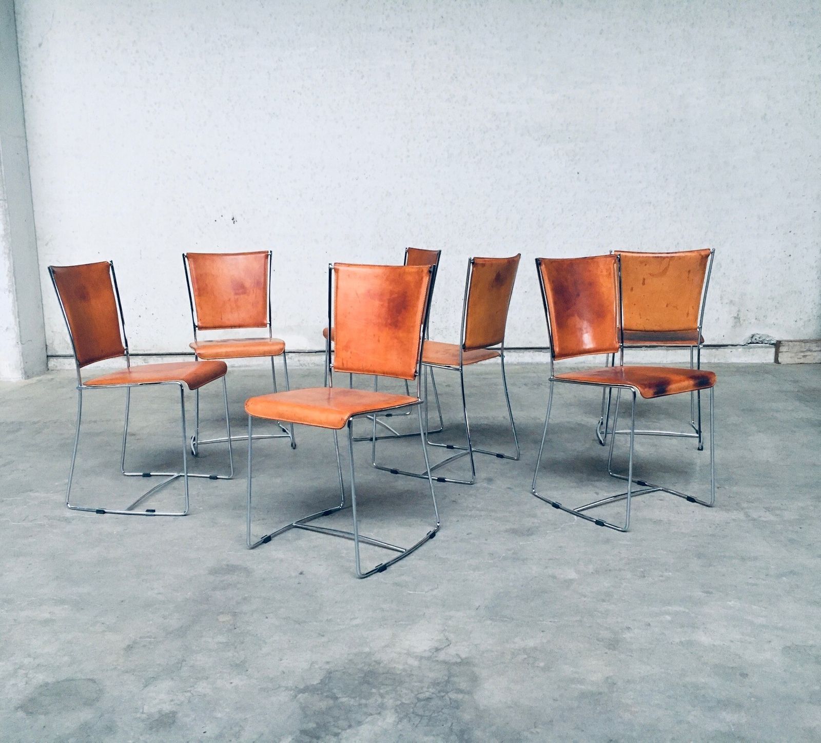 photo vinterior Postmodern Italian Design Leather Dining Chair Set By Segis, Italy 1990's
