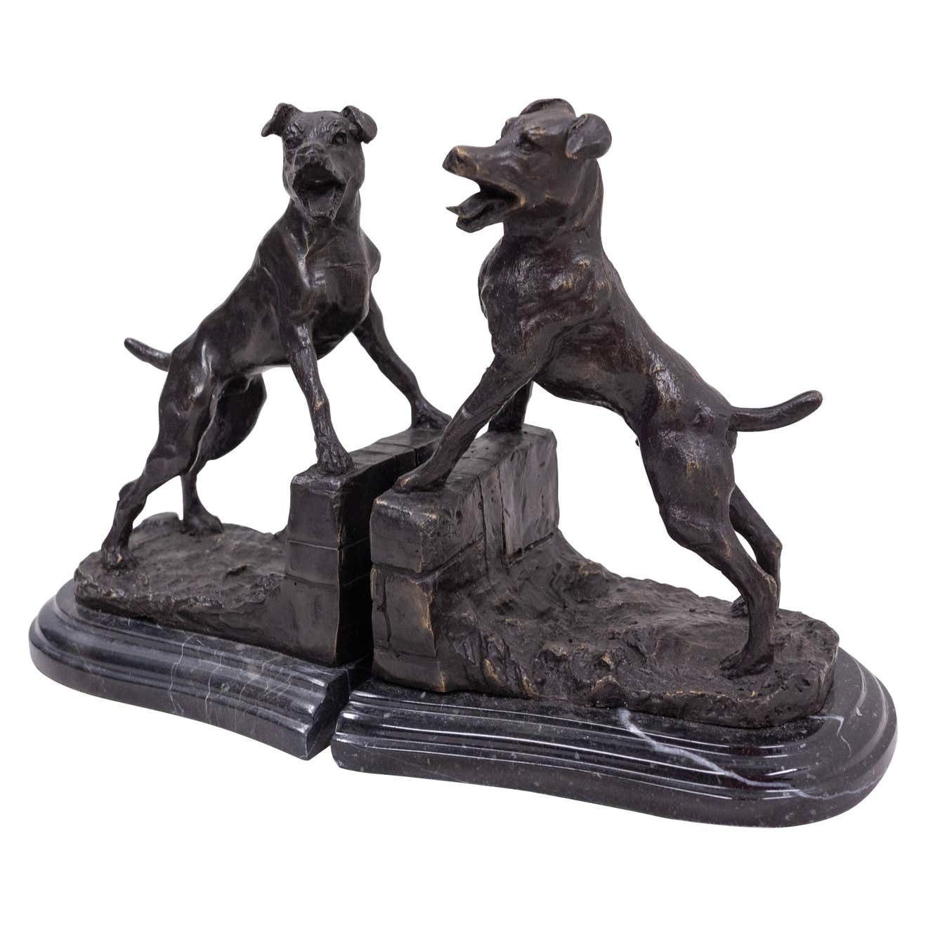 Paire de serre-livres en bronze et marbre, chiens aboyants, par E. Drouot, France, vers 1890