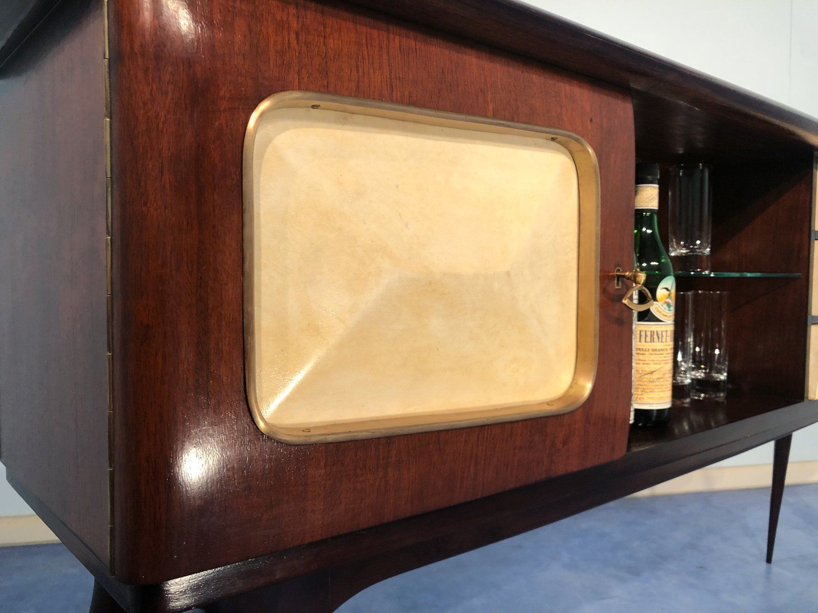 Italian Parchment Center Sideboard By Guglielmo Ulrich, 1950s photo vinterior