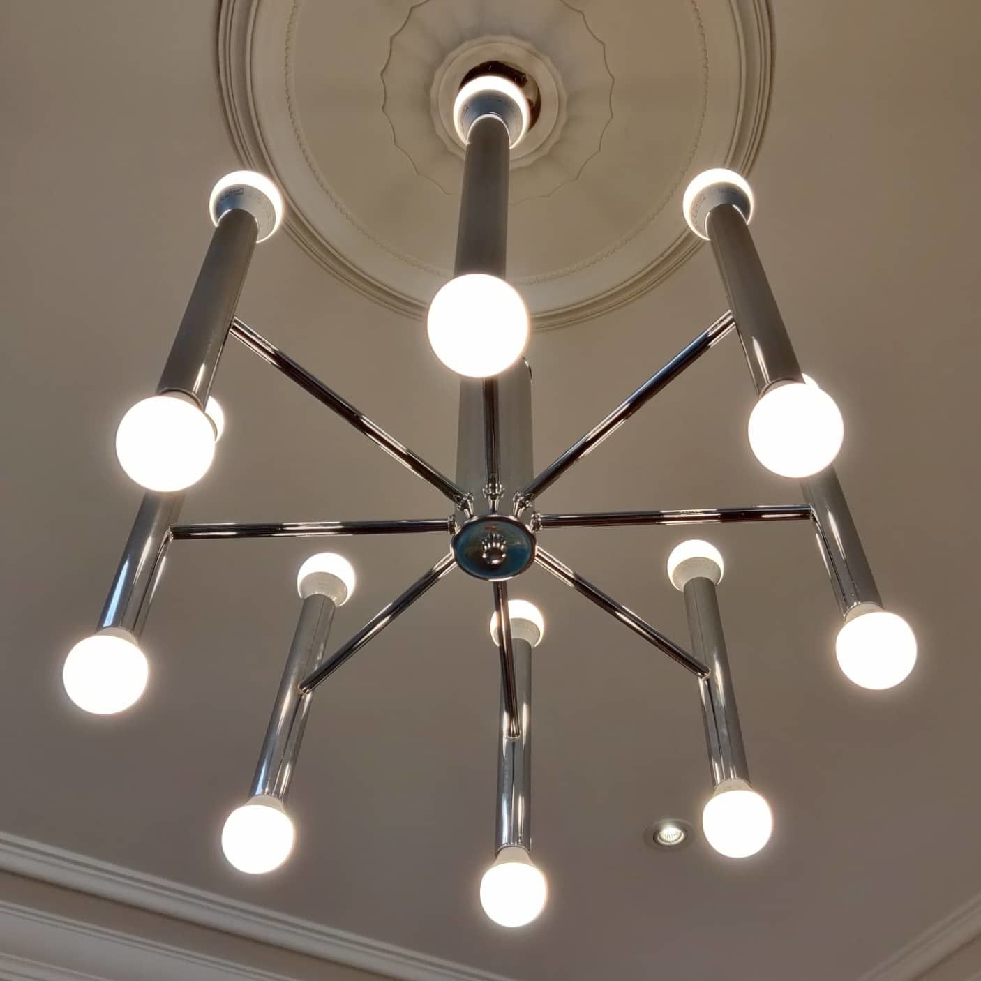 Mid 20th Century Chandelier By Sciolari photo furniture