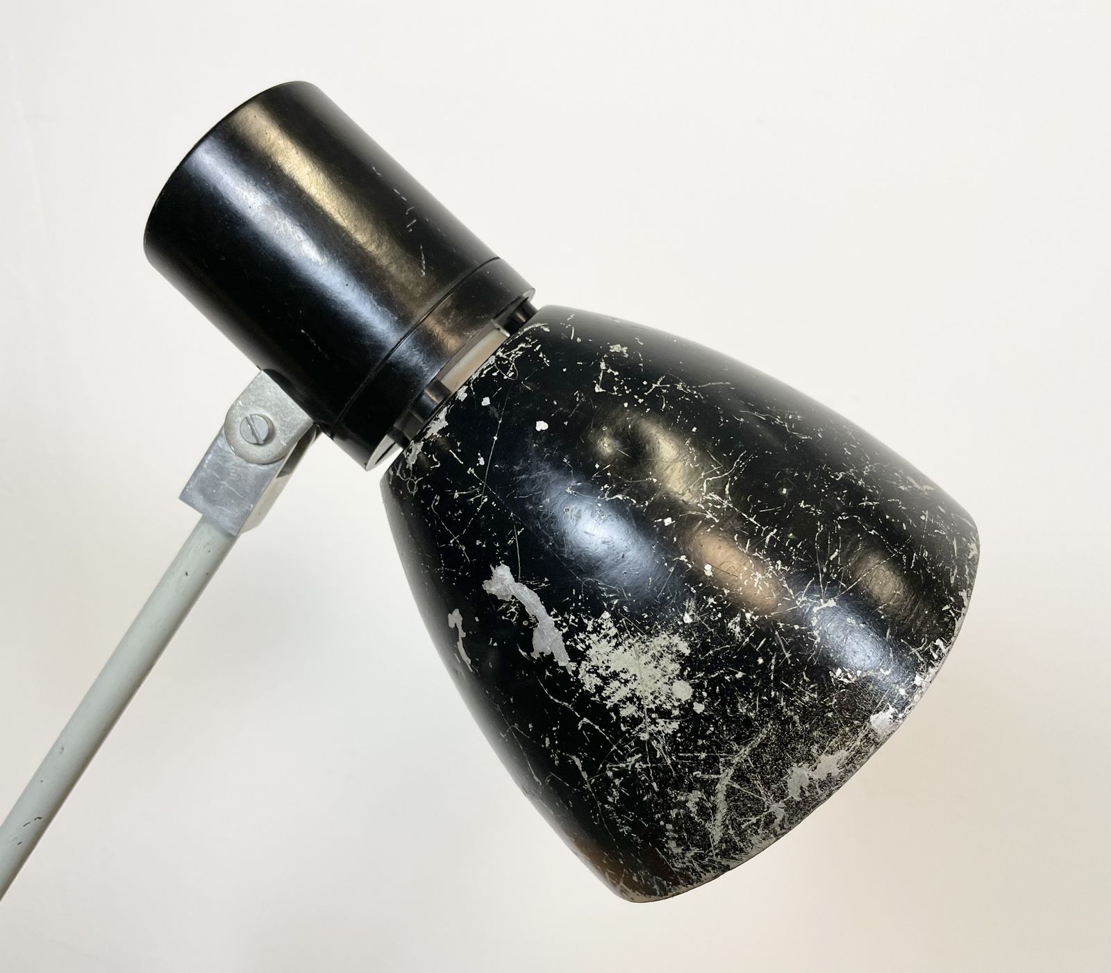 Black Industrial Table Lamp From Elektrosvit, 1970s photo vinterior
