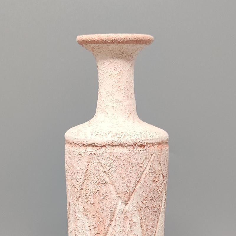 1970s Amazing Pair Of Vases In Ceramic In Antique Pink Color. Made In Italy photo vintage