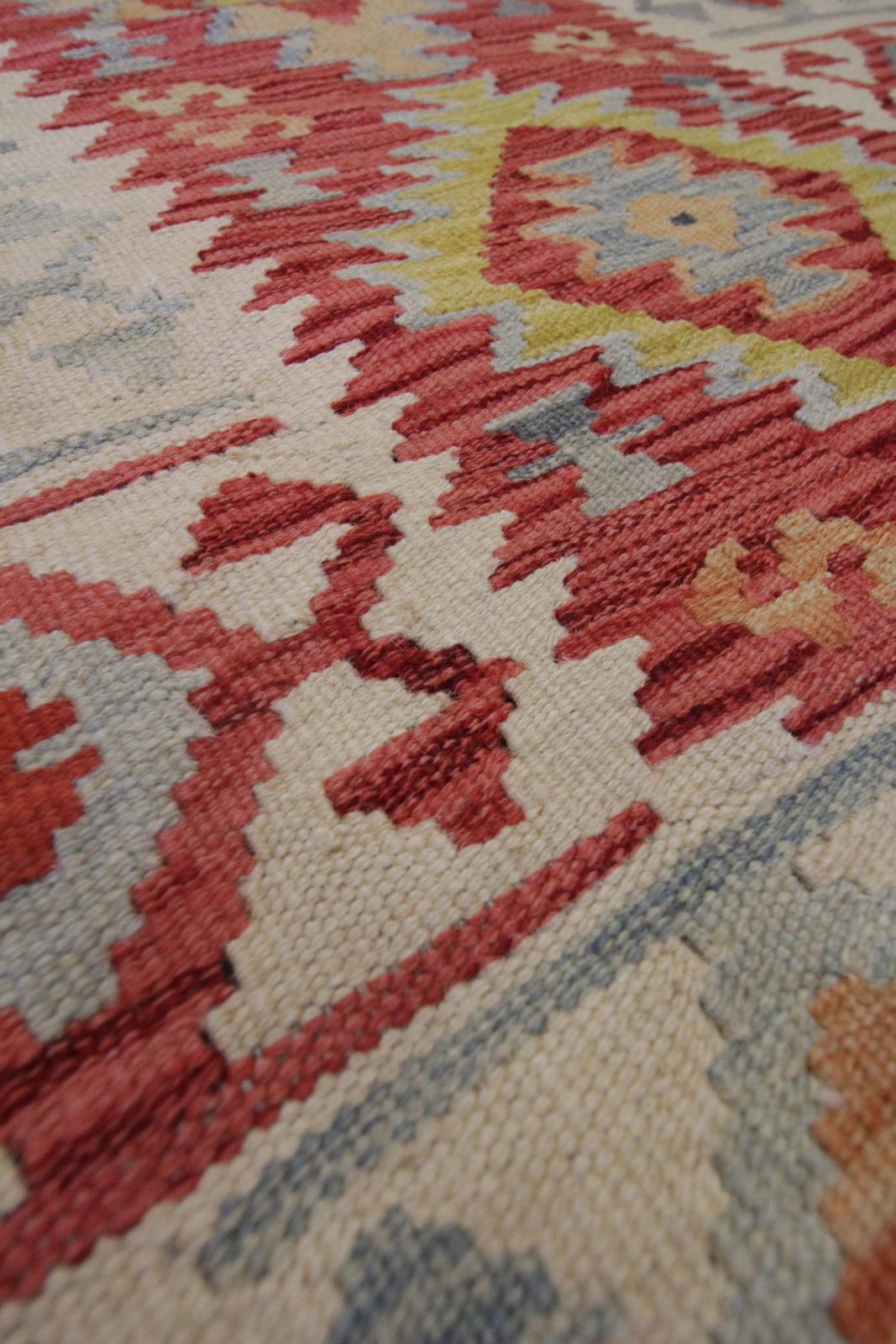 Traditional Scandinavian Red Kilims Wool Area Geometric Carpet Tribal Kilim Rug photo Textiles