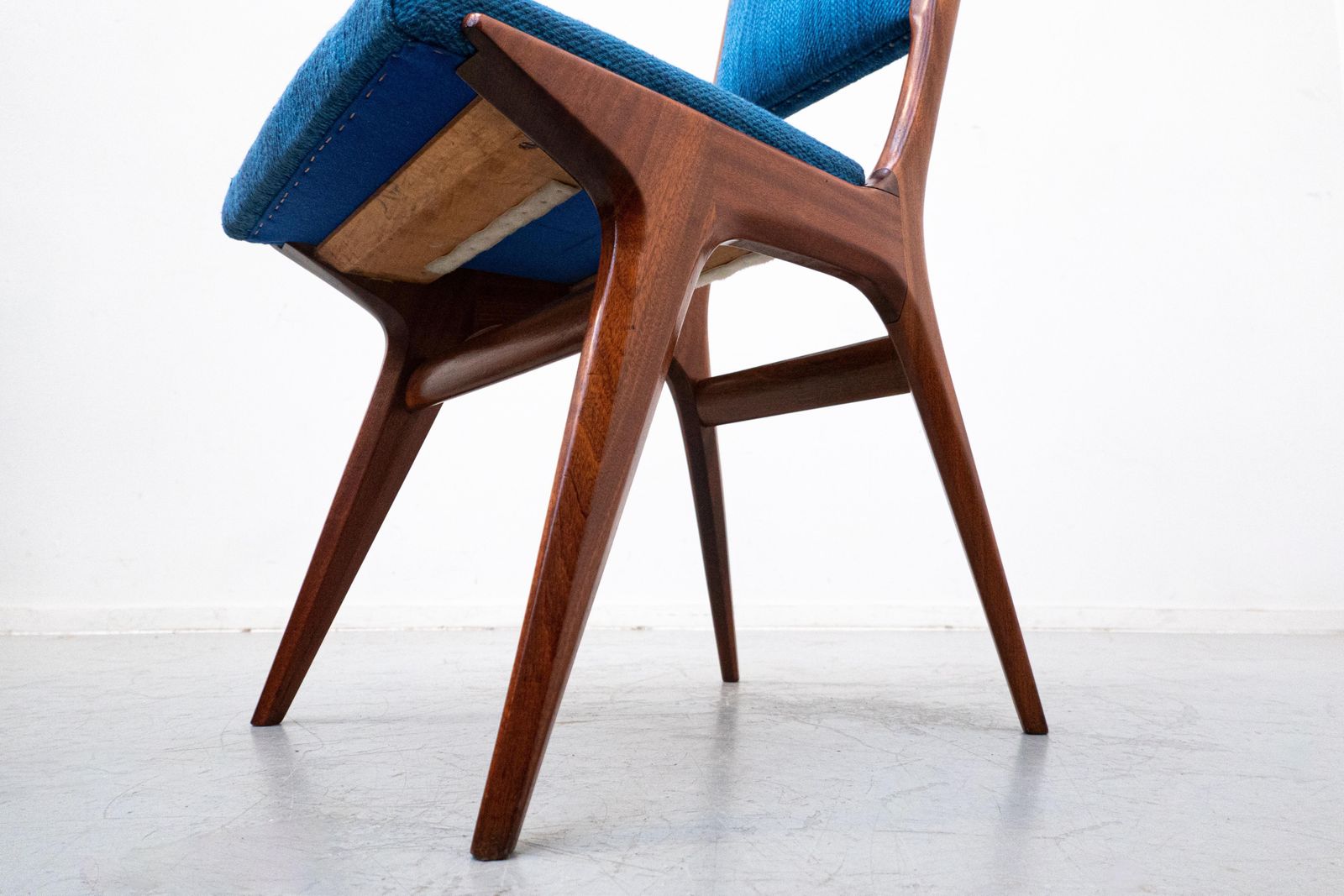 photo furniture Set Of 6 Blue Chairs Model 634 By Carlo De Carli For Cassina, Italy , 1950s