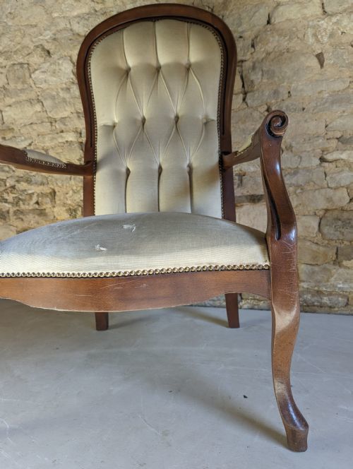 Victorian Button Back Open Armchair photo Furniture