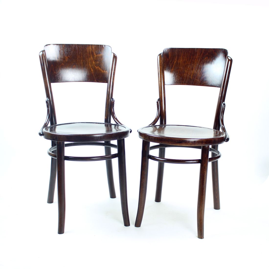 Furniture Vitange Thonet Bentwood Design Chair By Tatra, Czechoslovakia 1950s photo