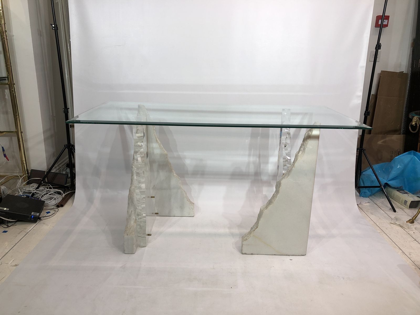 Lion In Frost Marble & Lucite Desk Glass 1970s Hollywood Regency Midcentury Iceberg 80s photo furniture