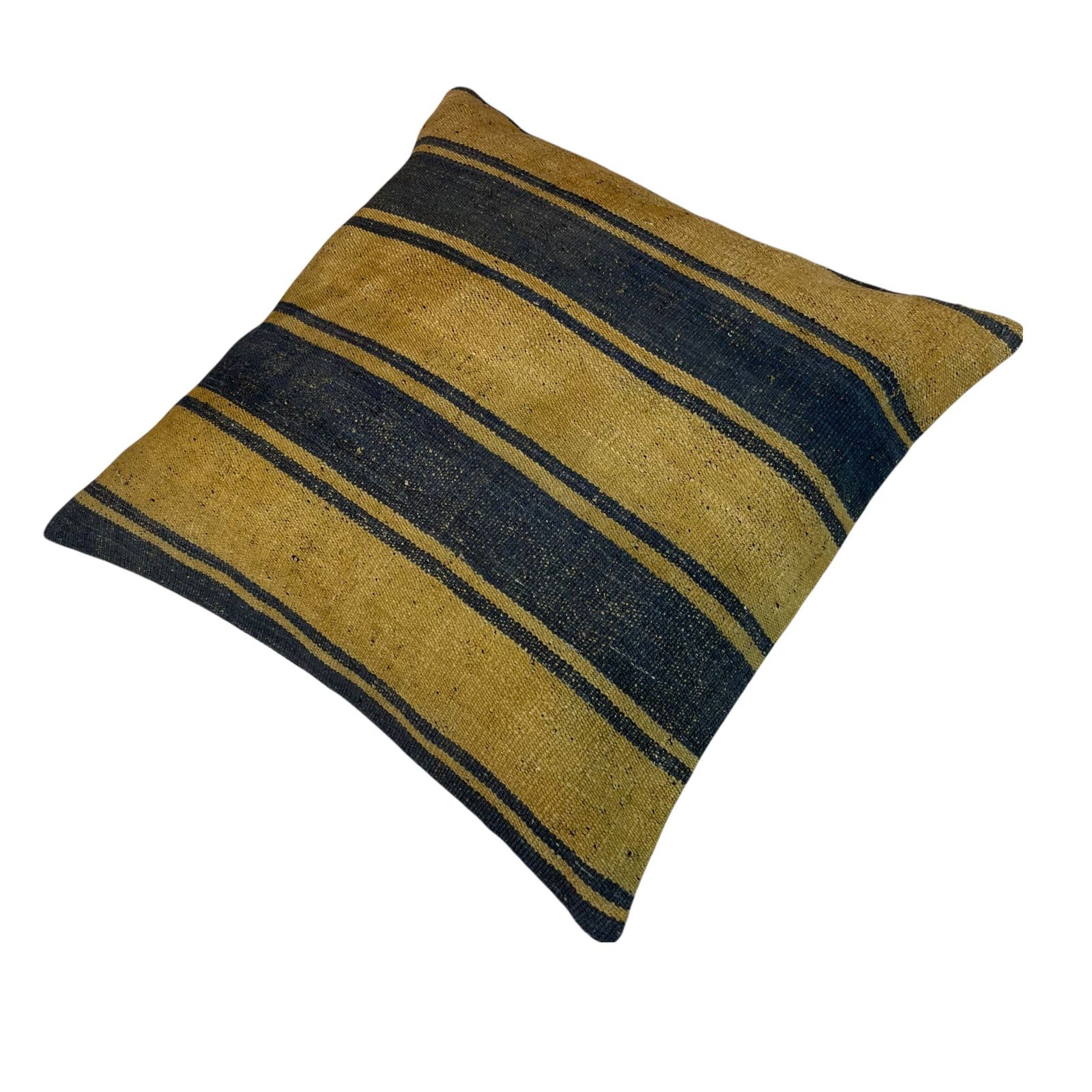 Kilim Kussenhoes – Vintage, Boho Stijl | Kilim Pillow Tapis Kelim · Kilim Pillow Cover · Vintage Meditation Bench · Kelim Teppich · Boho Kilim Cushion · Kilim Sofa · Turkish Pillow photo buy