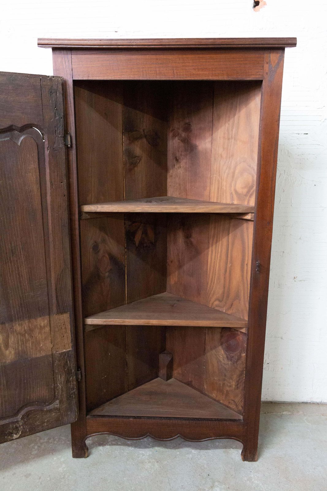 French Corner Cabinet Louis XV Style, Oak, Late 19th Century photo vintage