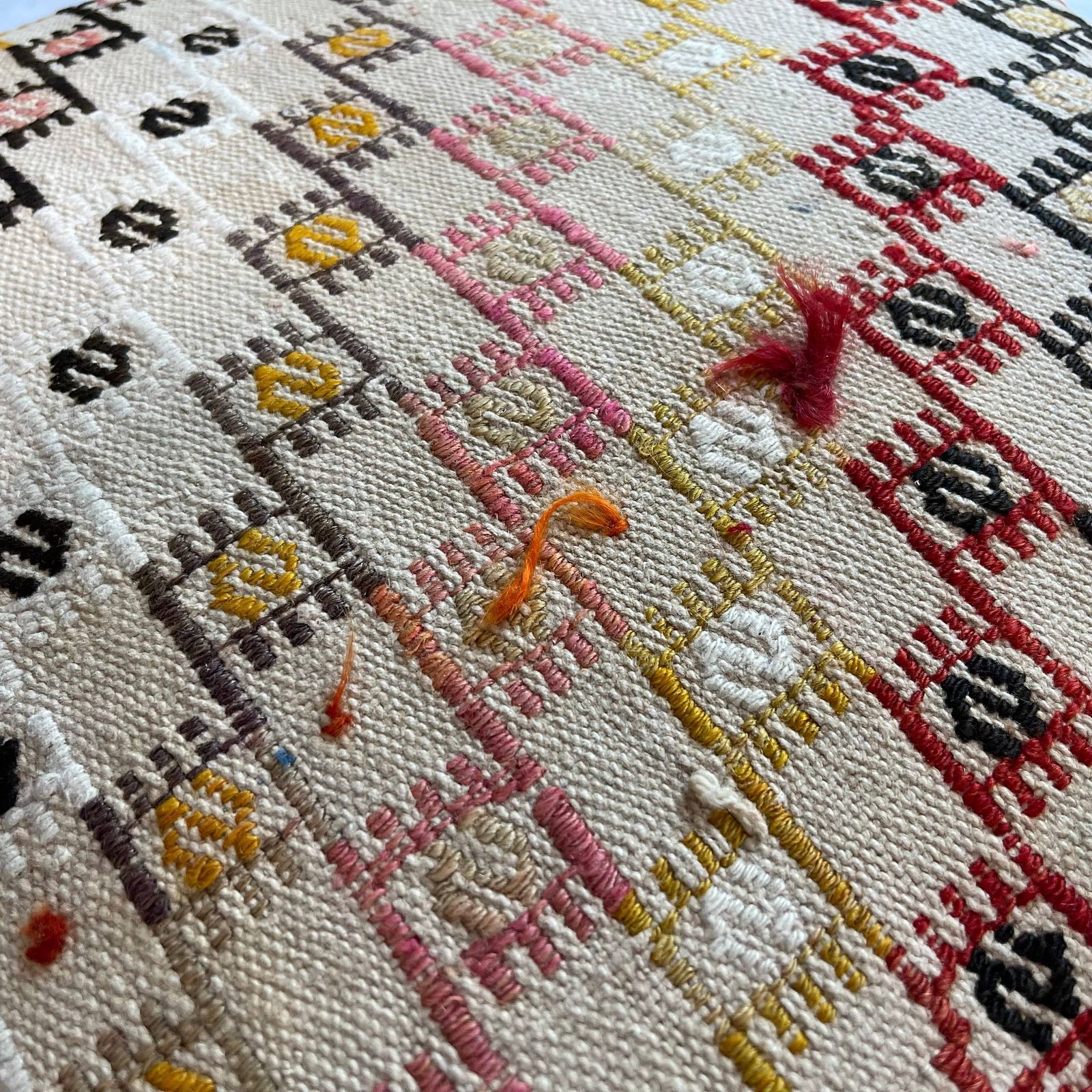 Kilim Pillow Tapis Kelim Kilim Pillow Cover ,Vintage Meditation Bench Kelim Teppich Boho Kilim Cushion Kilim Sofa Turkish Pillow photo vinterior