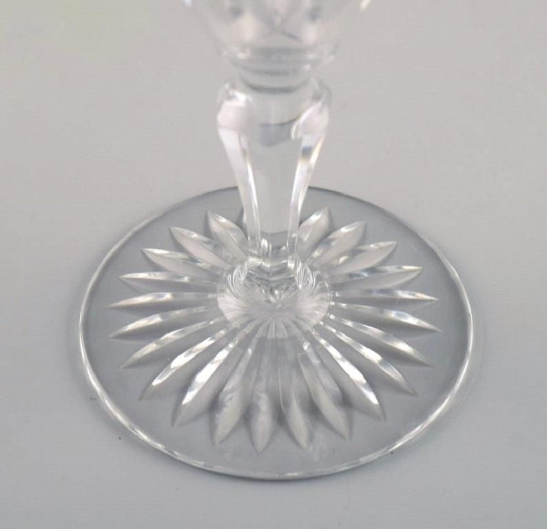 Baccarat, France, Eight Art Deco Red Wine Glasses In Crystal Glass photo vinterior