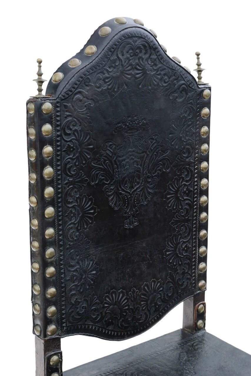 Early 18th Century Portuguese Oak And Leather Chair photo Furniture