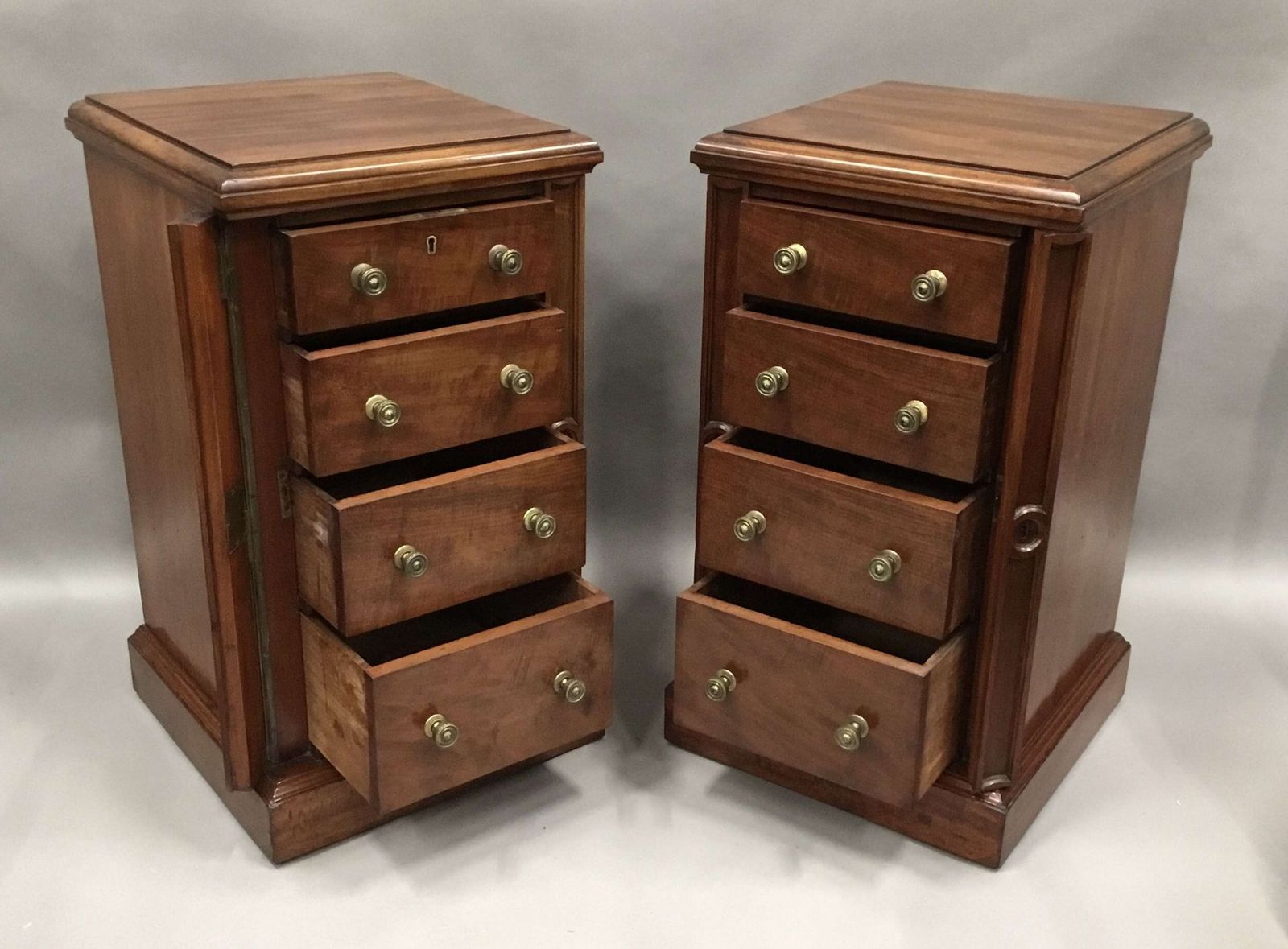 Regency Pair Of Mahogany Wellington Chests / Bedside Cabinets photo Furniture