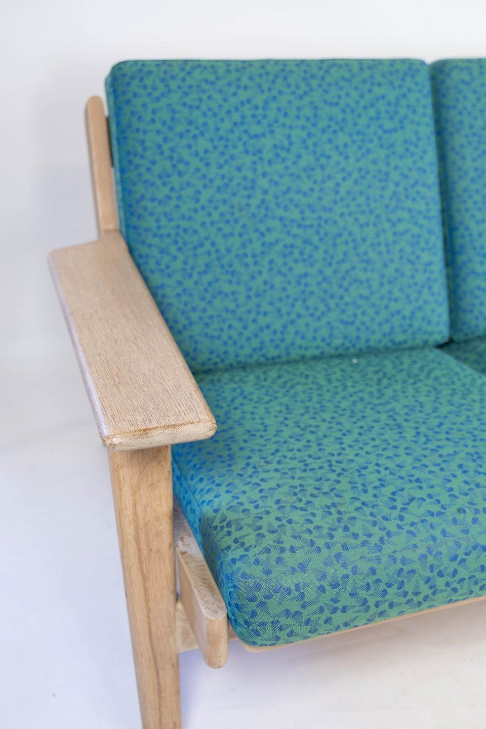 photo for sale 3 Seater Sofa, Model Ge290, In Oak And Blue Hallingdal Wool Designed By Hans J. Wegner In 1953 And Made By Getama In The 1960s.