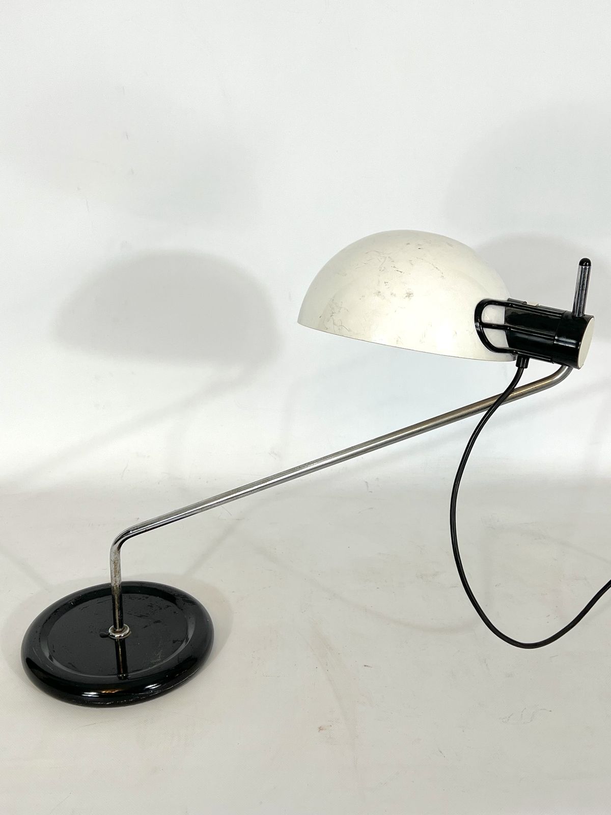 photo for sale Harvey Guzzini, Chrome And Plastic Articulated Table Lamp