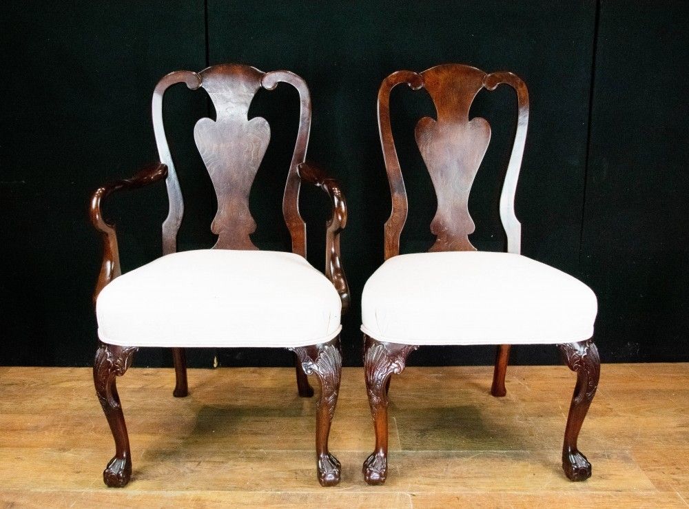 Set Queen Anne Dining Chairs In Mahogany photo Furniture