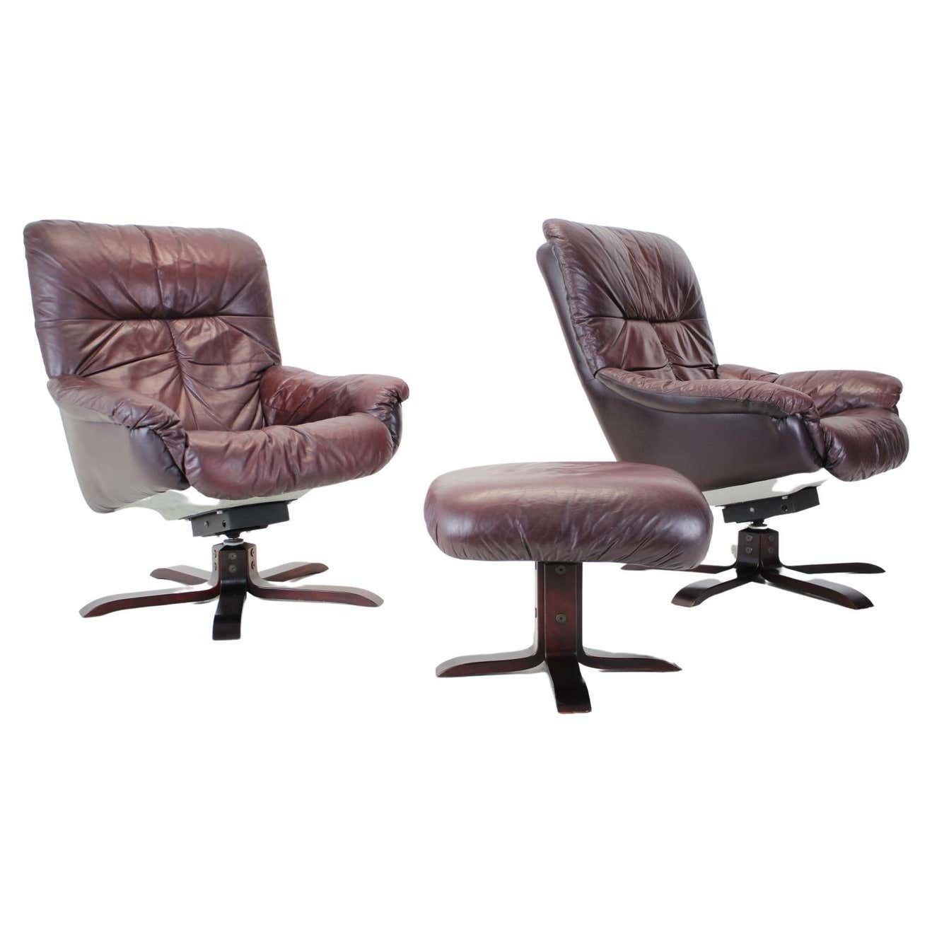 Scandinavian Leather Armchairs / Lounge Chairs, With Footres 1970s, Finland