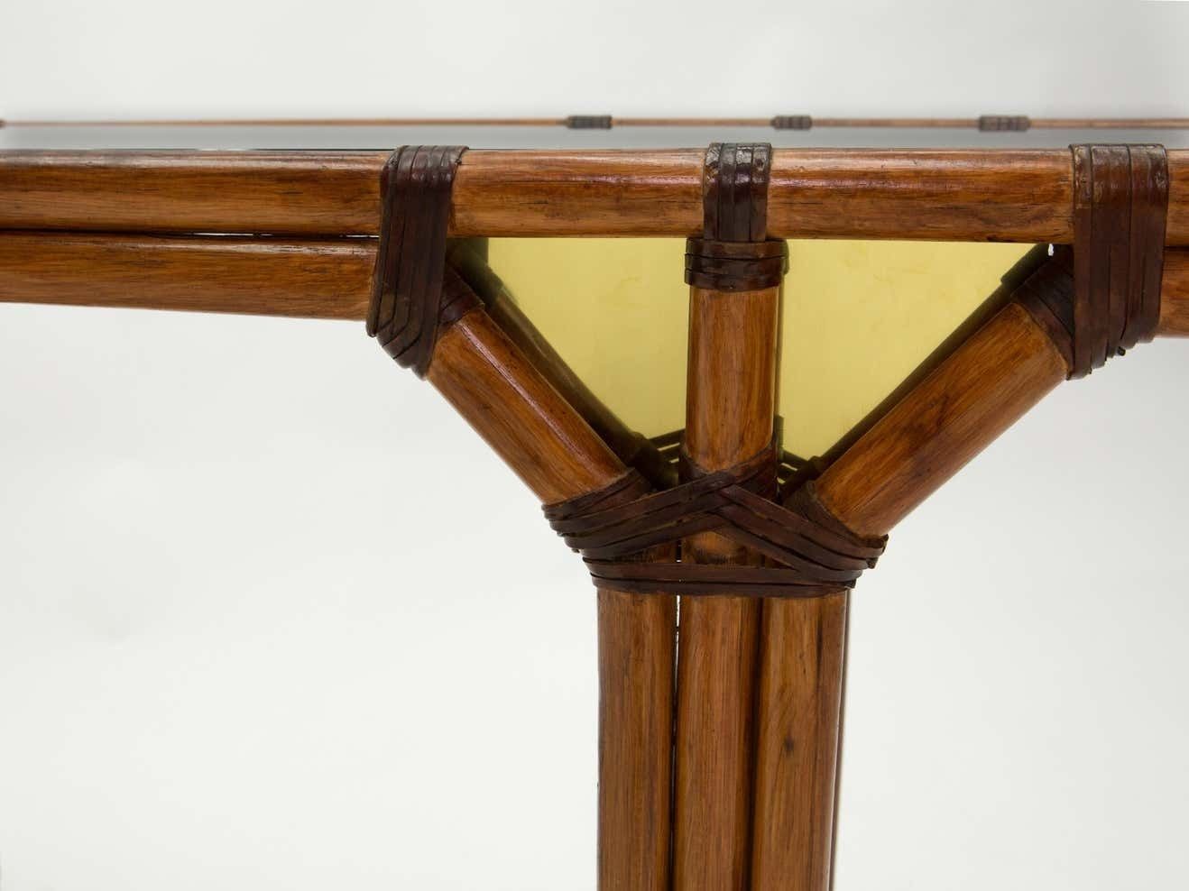Mobilier Console française en bambou et laiton, plateau en verre noir, années 1970 photo