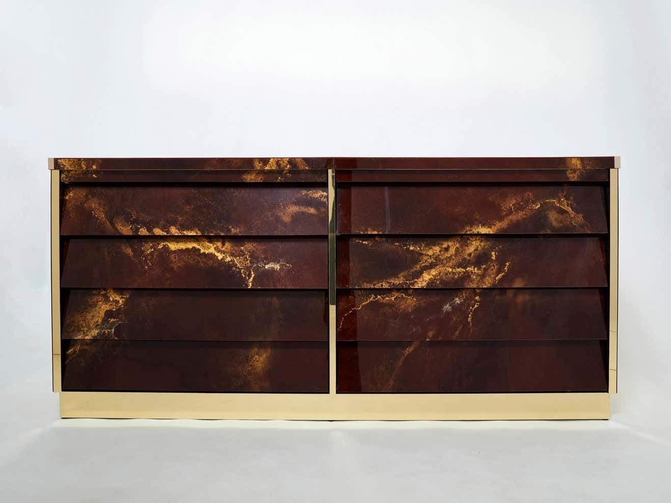 Commode buffet Maison Jansen en laque dorée et laiton, années 1970 photo furniture