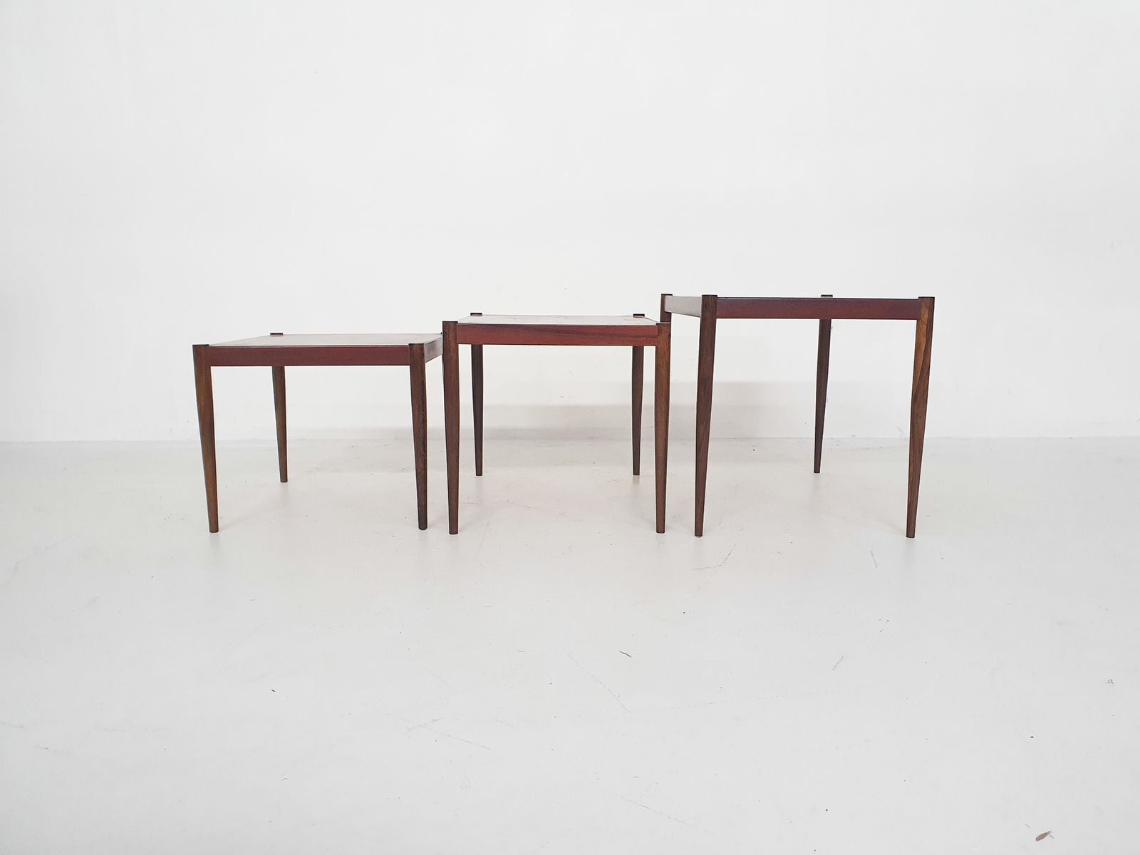 Mid Century Houten Nesttafels, Nederland, Ca. Jaren 1950 photo vinterior