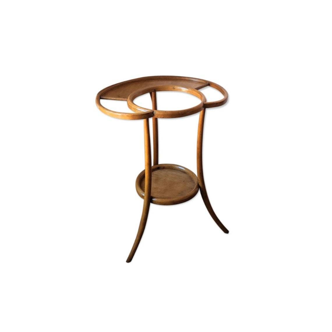 Baumann Toilet Stand With Pitcher And Washbasin