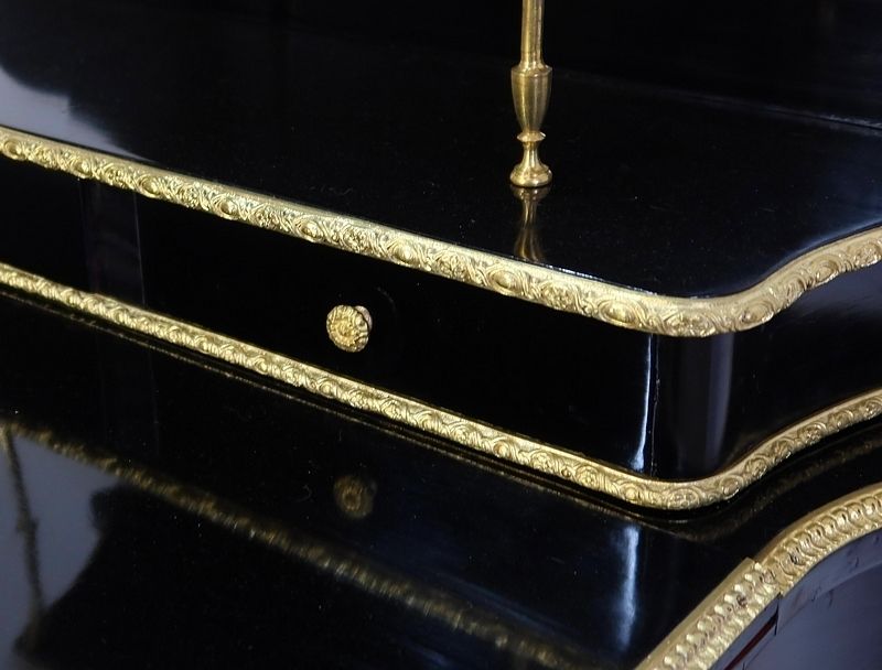 photo vintage Small Lady's Desk In Blackened Pear, Napoleon III Period   Mid 19th Century
