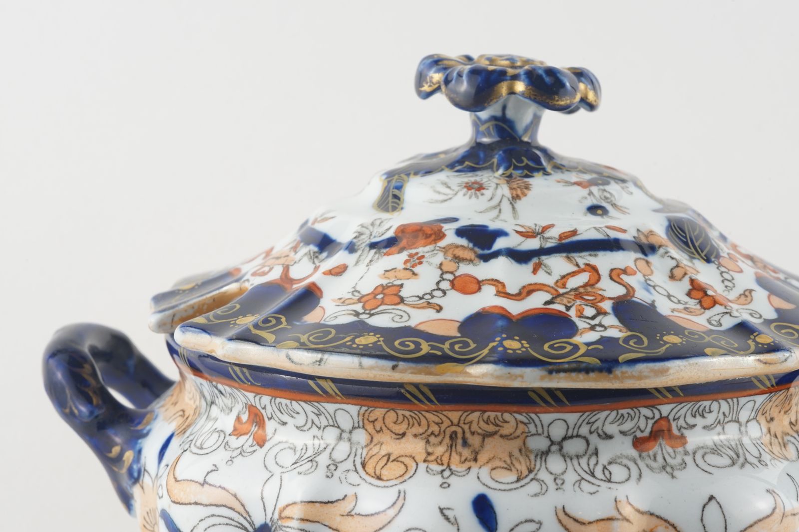 Very Early Mason's Ironstone Sauce Tureen & Lid, Dating To The Early 1800's photo for sale